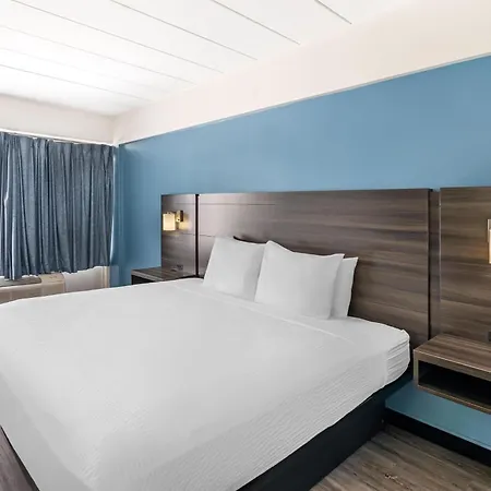 Surestay Hotel By Best Western Virginia Beach Royal Clipper-3