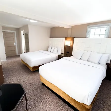 Majestic Hotel & Apartments-3