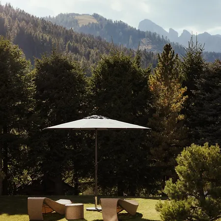 Villa Flora Mountain Lodges-2