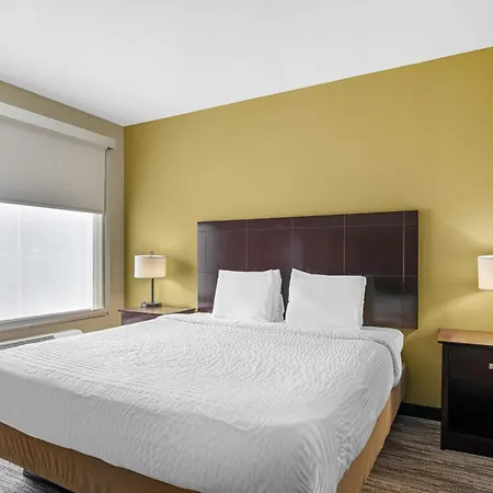 Best Western Plus Chalmette Hotel-3