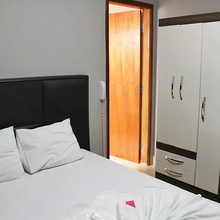 Premier Hotel-2