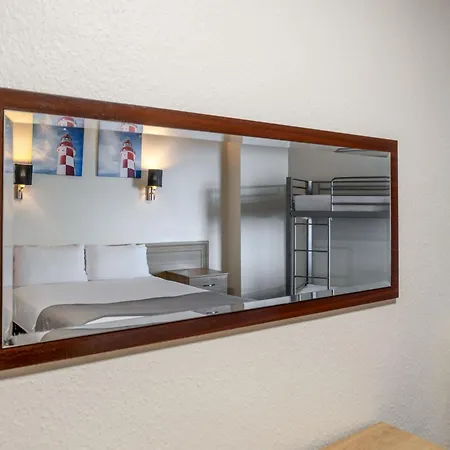 The Grand Burstin Hotel-2