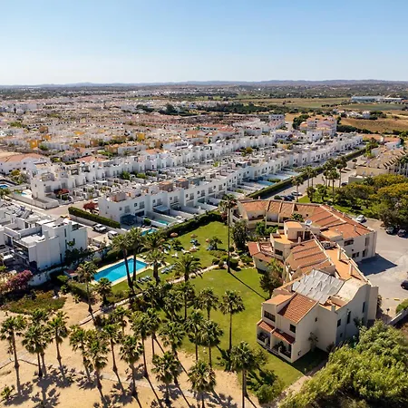 Praia Da Lota Beachfront Resort - Hotel & Apartments-2