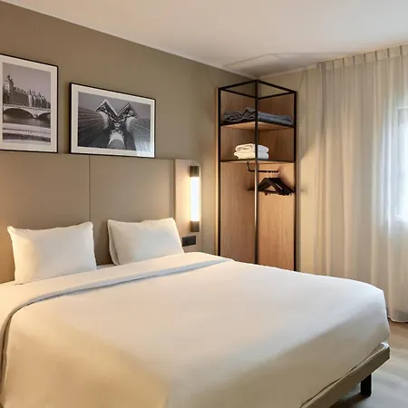 Campanile PRIME - Paris - Porte de Bagnolet-3