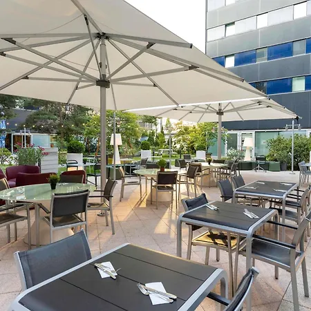 Novotel Zurich City West-3