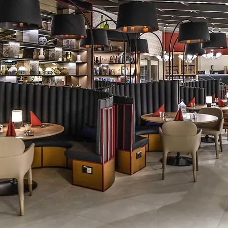 Ibis Styles Zurich City Center-3