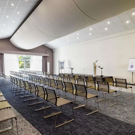 Novotel Lyon Bron-2
