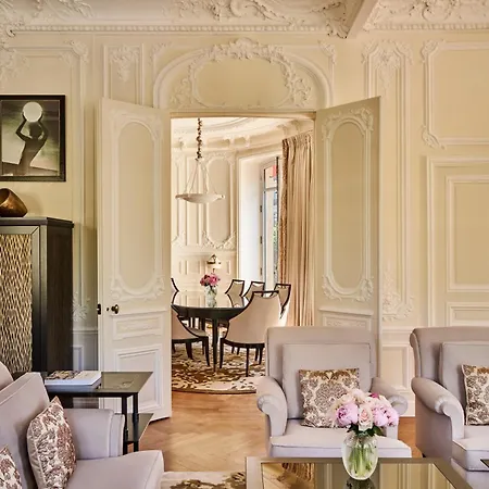 Hôtel Barrière Fouquet's Paris-2