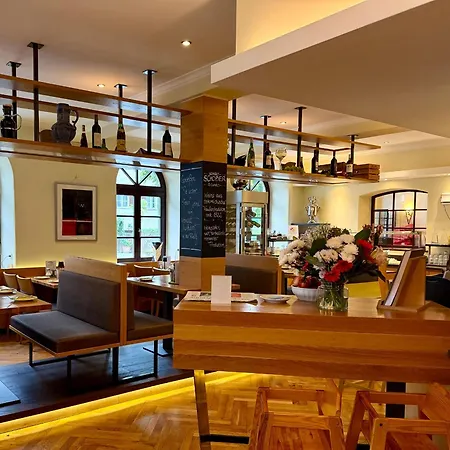 Hotel Angerbräu-3