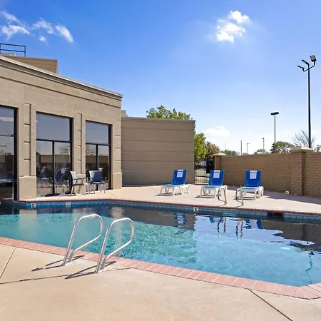 Comfort Inn & Suites Wichita Northeast-2