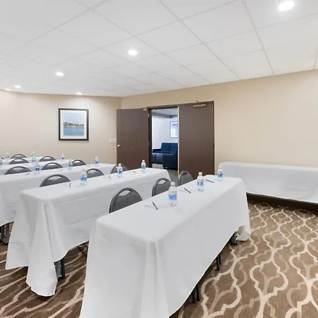 Comfort Inn & Suites Wichita Northeast-3