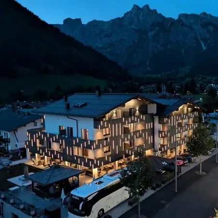 Apart Hotel Alpenhof Werfenweng-3