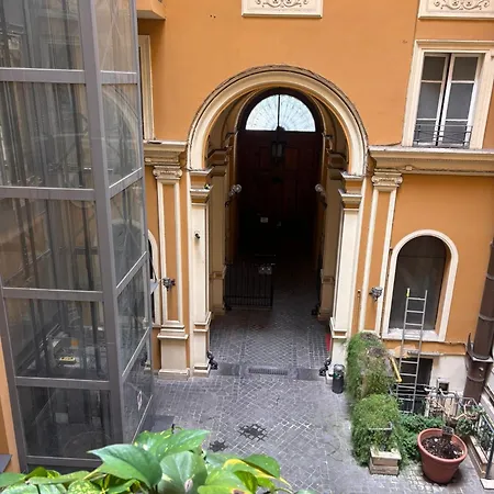 Inn Rome Rooms & Suites-3