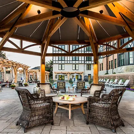 Hotel Roanoke & Conference Center, Curio Collection By Hilton-2