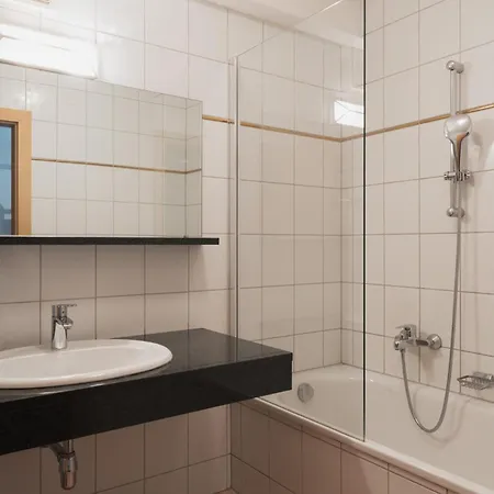 Hotel ALPINA-3