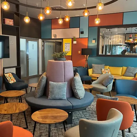 Meininger Hotel Frankfurt Main / Airport-2