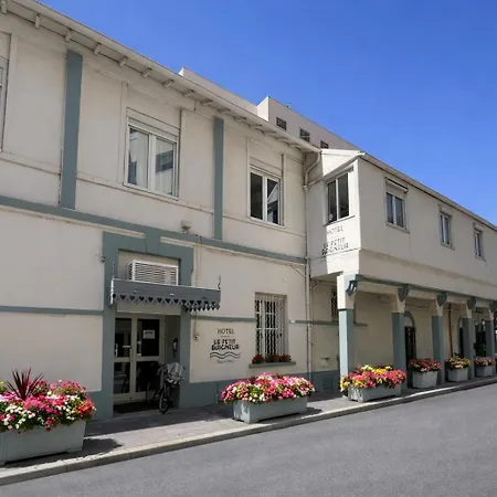 Hotel Le Petit Baigneur Palavas Plage-3