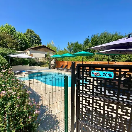 Domaine Ô Clair de Lune - Chambres d'Hôtes et Gîtes à Sarlat - Accès Cité Médiévale 5 minutes à pied - Parking - SPA&Massages en option - Piscine de saison-3