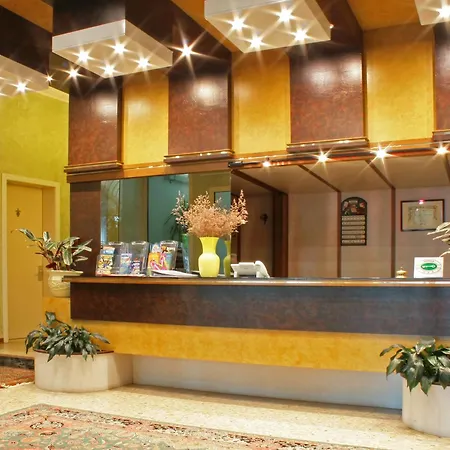 Hotel Janeiro Frontemare-2