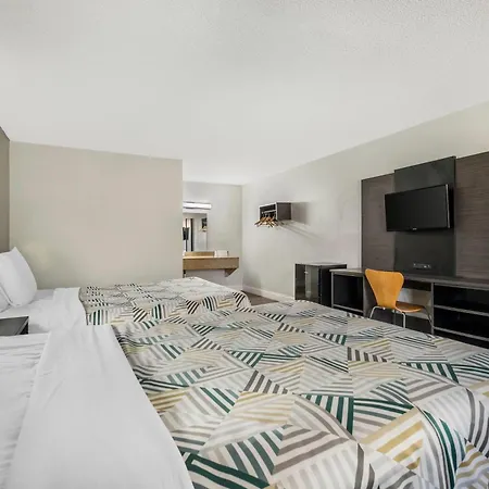 Travelodge By Wyndham Norfolk Airport-3