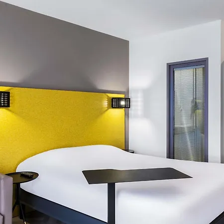 Ibis Styles Nice Vieux Port-3