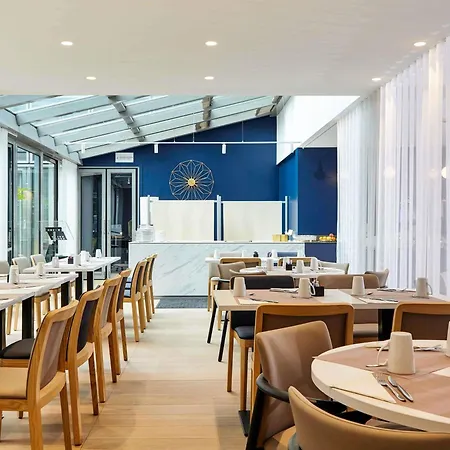 Mercure Paris la Défense Grande Arche-3