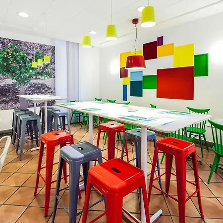Ibis Styles Napoli Garibaldi-2