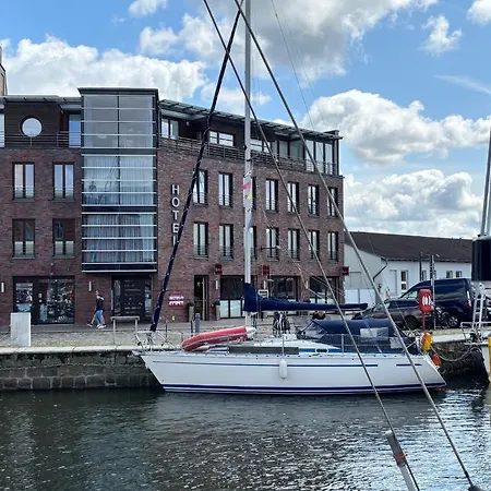Hotel Kontorhaus Stralsund-3