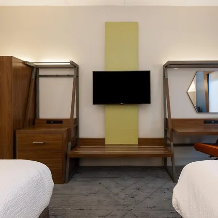 Holiday Inn Express Charleston Us Highway 17 & I-526 By Ihg-2