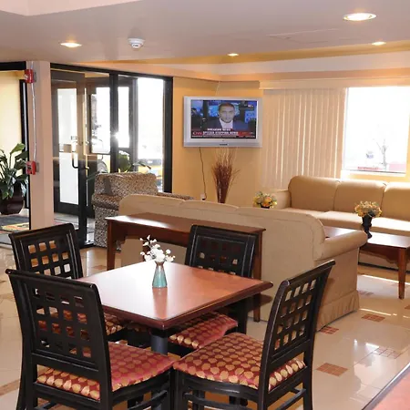 Knights Inn Hartford-2