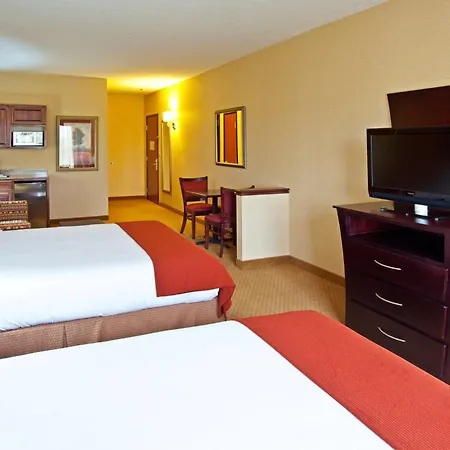 Holiday Inn Express Hotel & Suites Franklin By Ihg-3