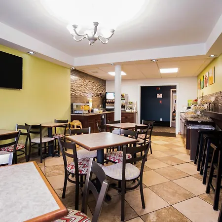 Cromwell Inn - Middletown-3
