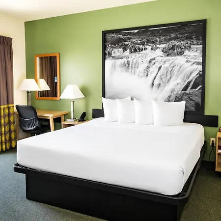 Hotel Salmon-2