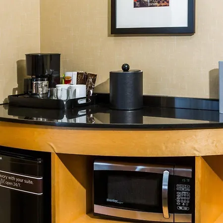 Cambria Hotel Appleton-3