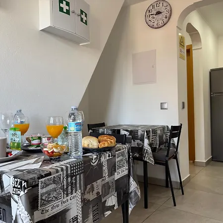 LC's Guesthouse-3