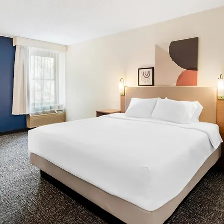 Spark By Hilton Staunton-2
