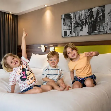 Hampton By Hilton Krakow-3
