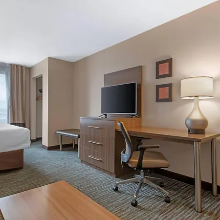 Comfort Inn & Suites Calgary Airport - North-3