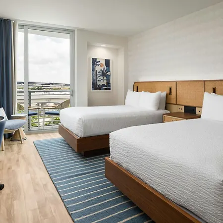 Maritime Hotel Fort Lauderdale Airport & Cruiseport-3