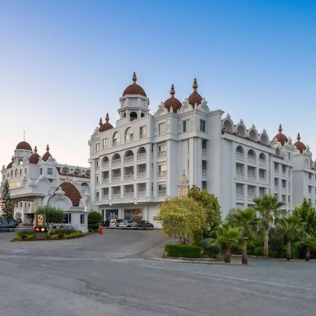Oz Hotels Side Premium-3