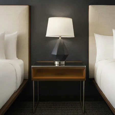 Courtyard By Marriott Across Universal Orlando-2