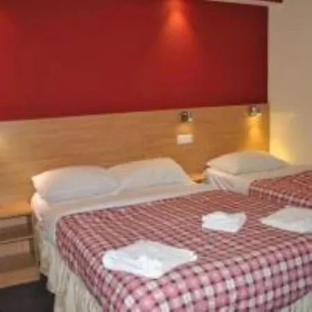 Carlton Hotel-2