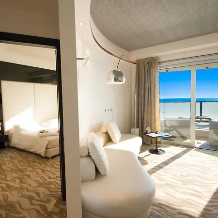 Hotel Premier & Suites - Premier Resort-3