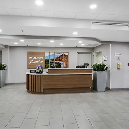 Hampton Inn Henderson-2