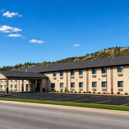 Baymont By Wyndham Hot Springs-2