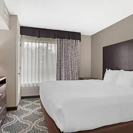 Quality Suites Pineville - Charlotte-2