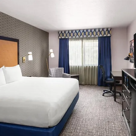 Best Western Plus Grant Creek Inn-2