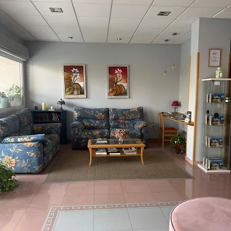 Hotel La Guindal-3