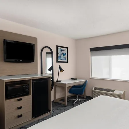 Baymont By Wyndham Columbia, Mo-3