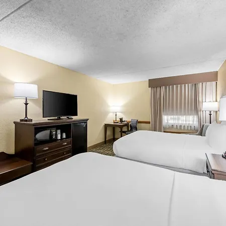 Comfort Inn At Thousand Hills-2